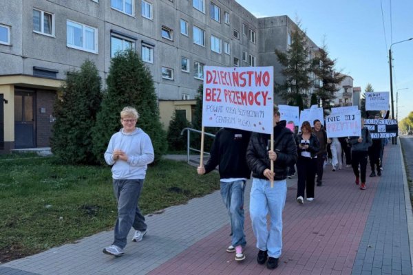 Uczniowie ZST wzięli udział w Marszu Milczenia w Kole